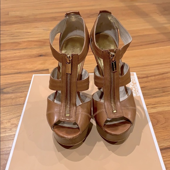 Michael Kors Berkeley platform sandals size 7 - Picture 2 of 7